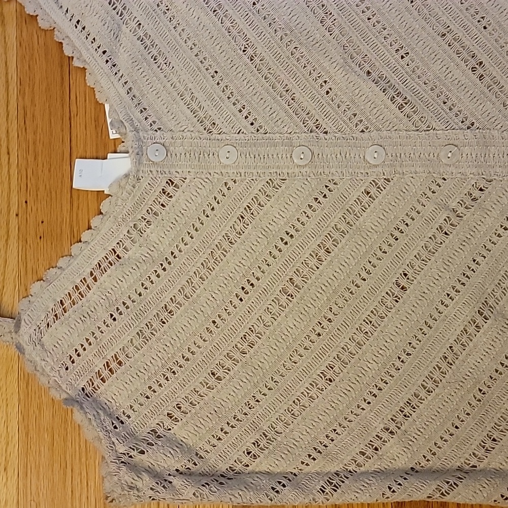 H&M Beige Crocheted Top - Picture 3 of 5